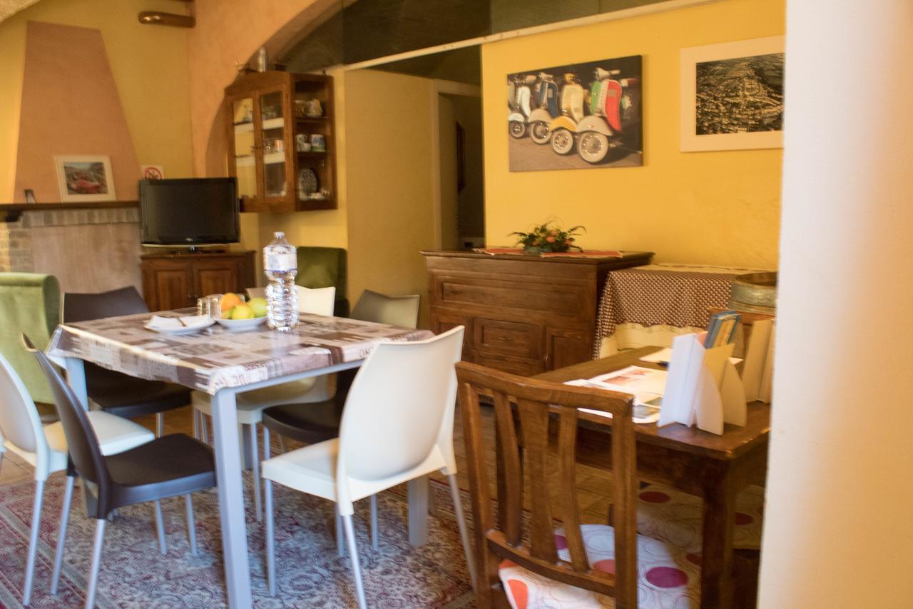 Cupramontana Lo Sfizio B&B מראה חיצוני תמונה